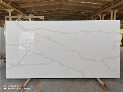 Calacatta-pixel-prism-Quartz